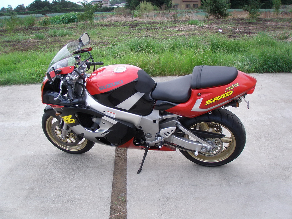 Купить мотоцикл Suzuki GSX-R750 1998 фото 10